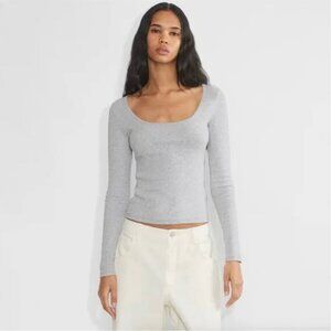 Aritzia HomeStretch™ Rib Scoopneck Longsleeve (Heather Chrome in size M)